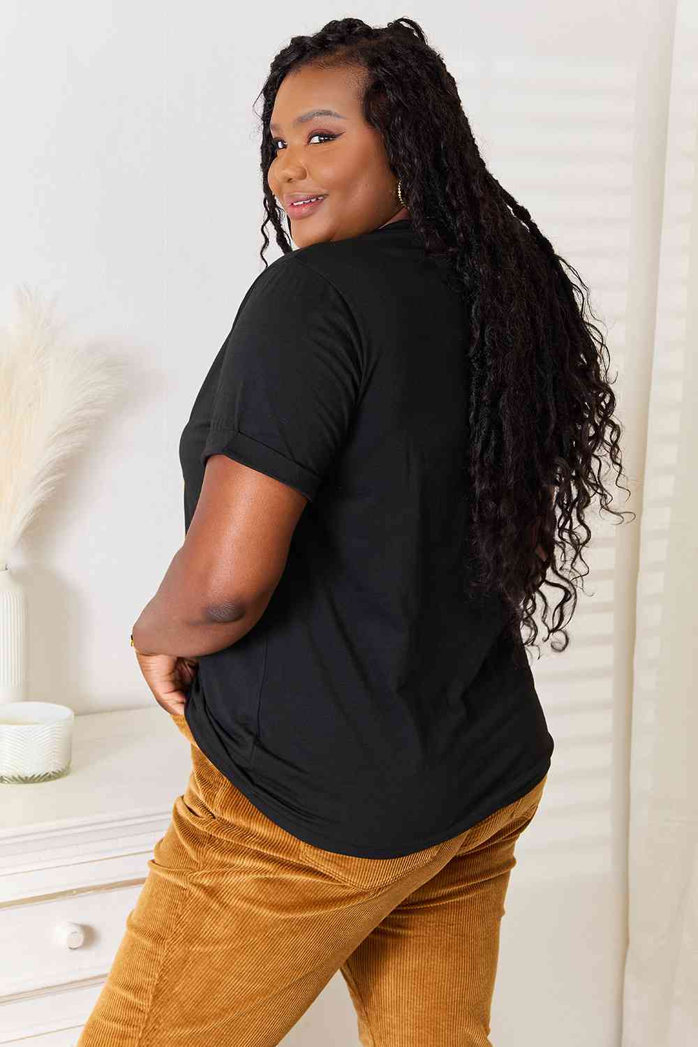 BE KIND Graphic Round Neck T-Shirt - RTS